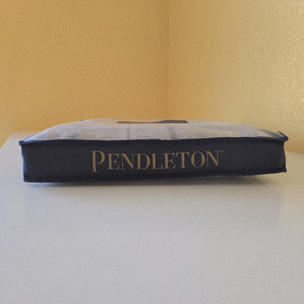 Pendleton Eco-Wise Pearl Plaid Washable 100% Wool Blanket, Twin 66" x 96" USA - Picture 5 of 16